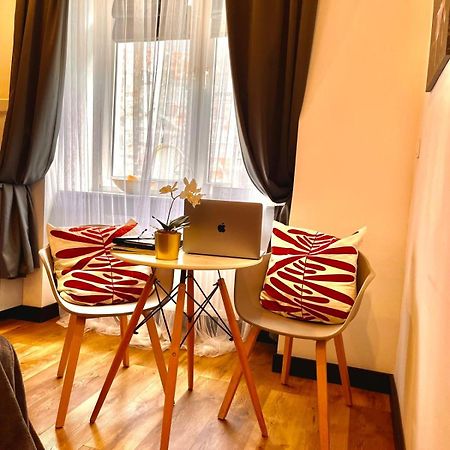 Amazing 1 Room Condo Warszawa Center, Sauna Экстерьер фото